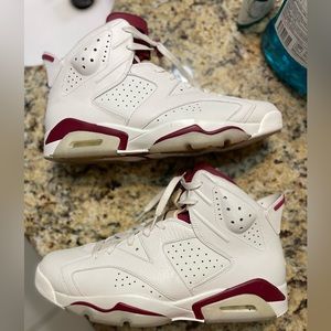 Jordan 6 maroon size 12